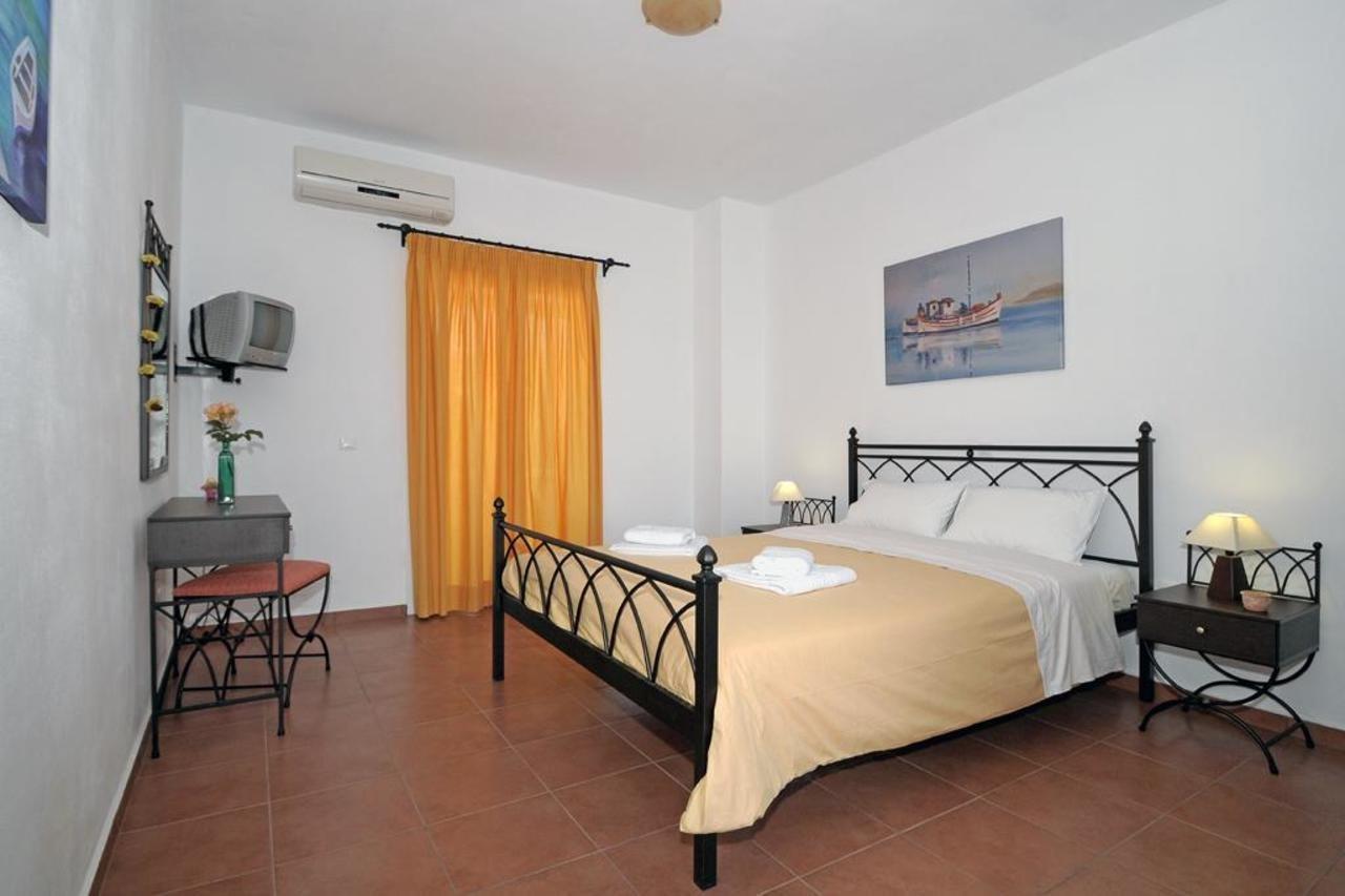 Kythera Golden Sun Aparthotel Agia Pelagia  Exterior photo